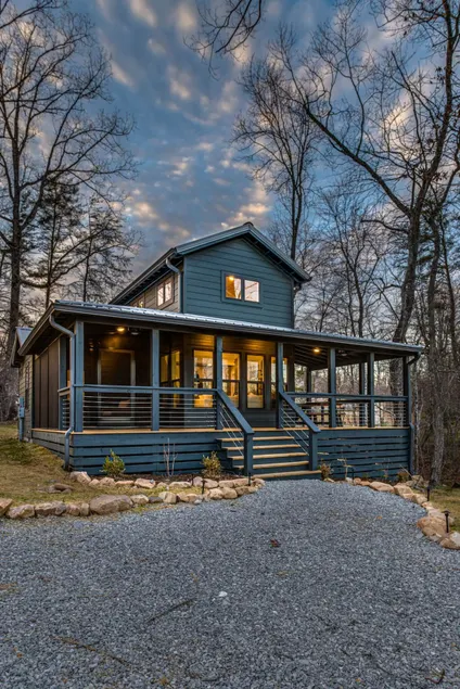 Peaceful Lake Retreat•Fire Pit & Wraparound Deck - Image 1