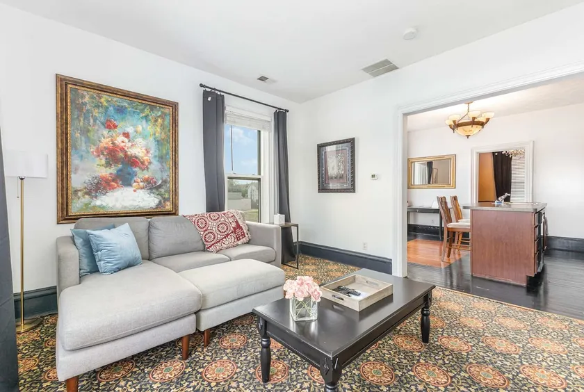 Spacious 1bd, Close to Beach, Shops, Food & Mall - Image 1