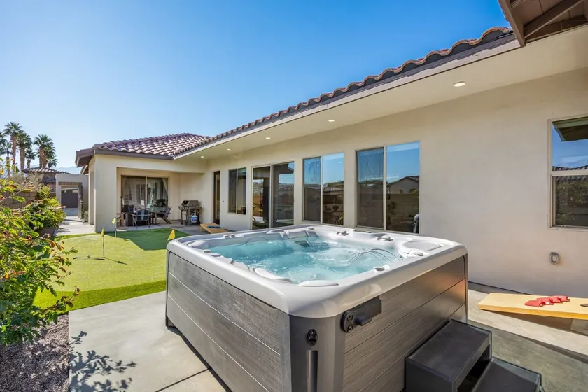 PGA West Haven: Hot Tub, BBQ & Casita - Image 1