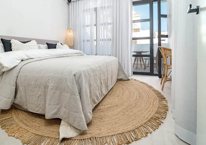 Seaclub suites Estepona by Roomservices - Image 1