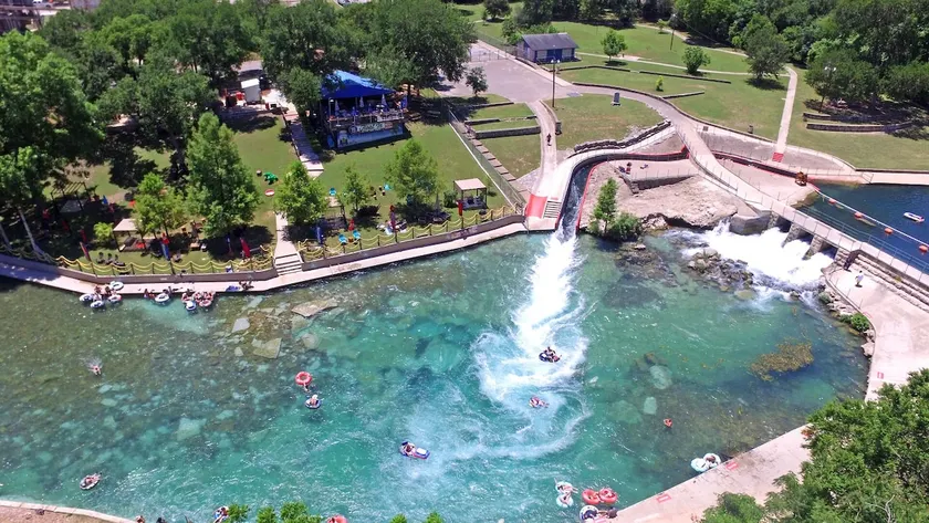 Pool – Comal River access A313 - Luxury Retreat - Image 1