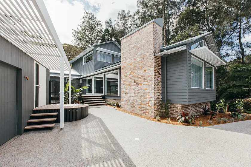 Ahara House - Image 1