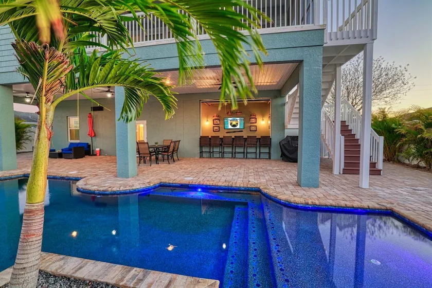 Sleep 13/Heated Pool/Foosball/Pool Table - Image 1
