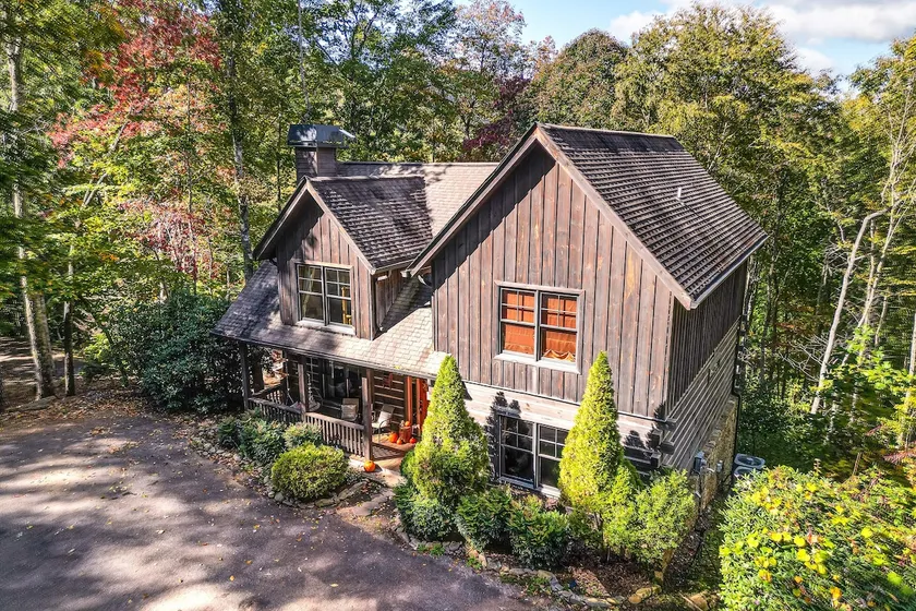 Hot Tub & Fire Pit: Getaway Near Nantahala Gorge! - Image 1