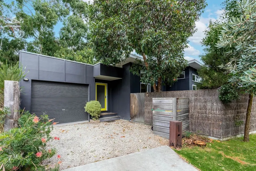 The Yellow Door Inverloch - Image 1