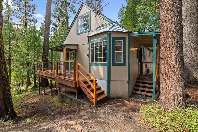 Rivers Resort Cabin #3 - Image 1