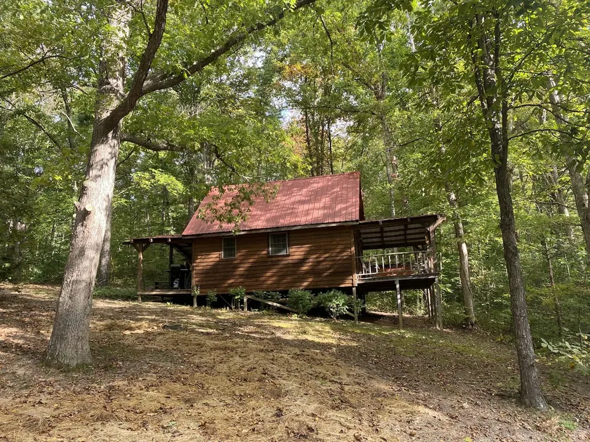 The Potting Shed in Hocking Hills - Image 1