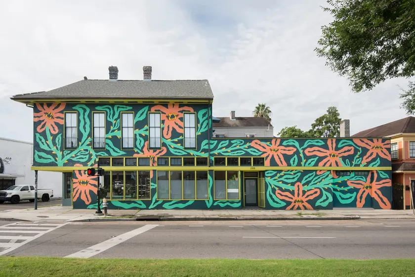 Fab Marigny | 2BD Flat | Close to French Quarter - Image 1