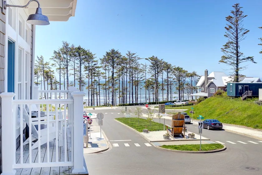 Seabrook's Pacific View, ocean views - Image 1