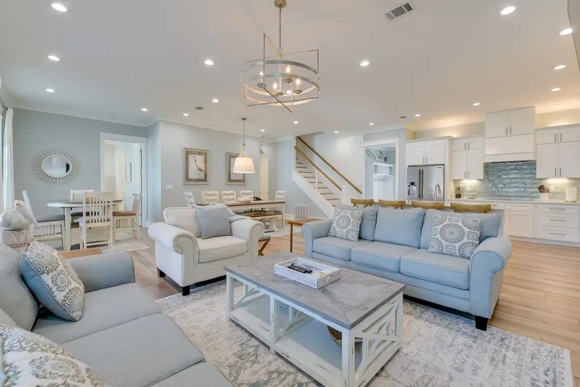 Miramar Beach Getaway w/ Pool Access & Fireplace! - Image 1