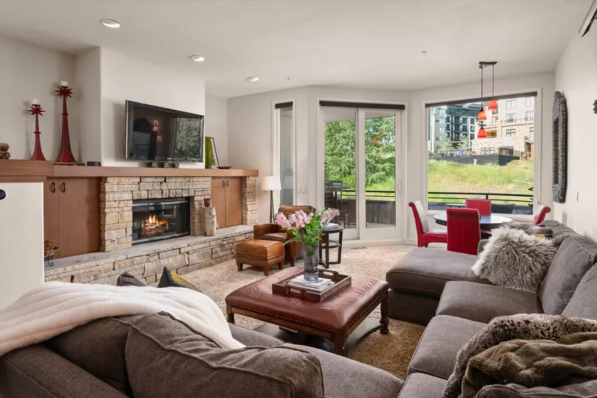 Beautiful Snowmass Townhouse! A/C, Balcony, Grill - Image 1