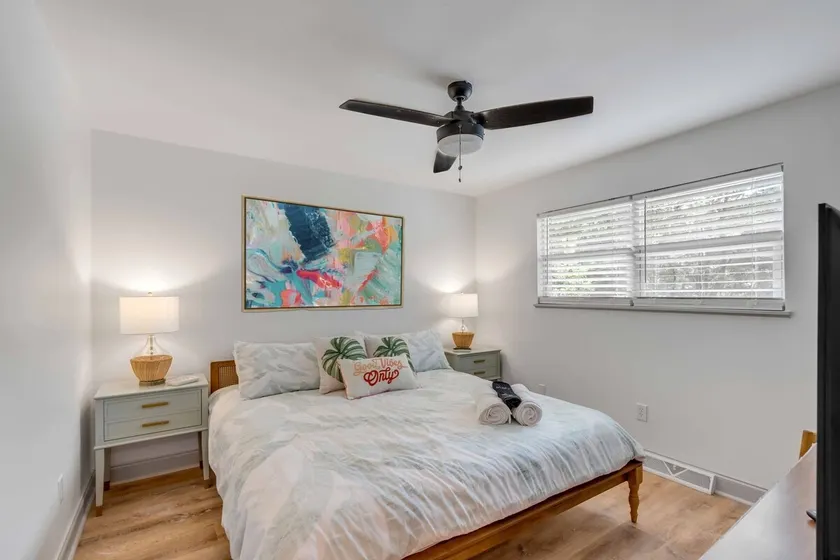 Family Beach Retreat: Near Downtown & Creek - Image 1