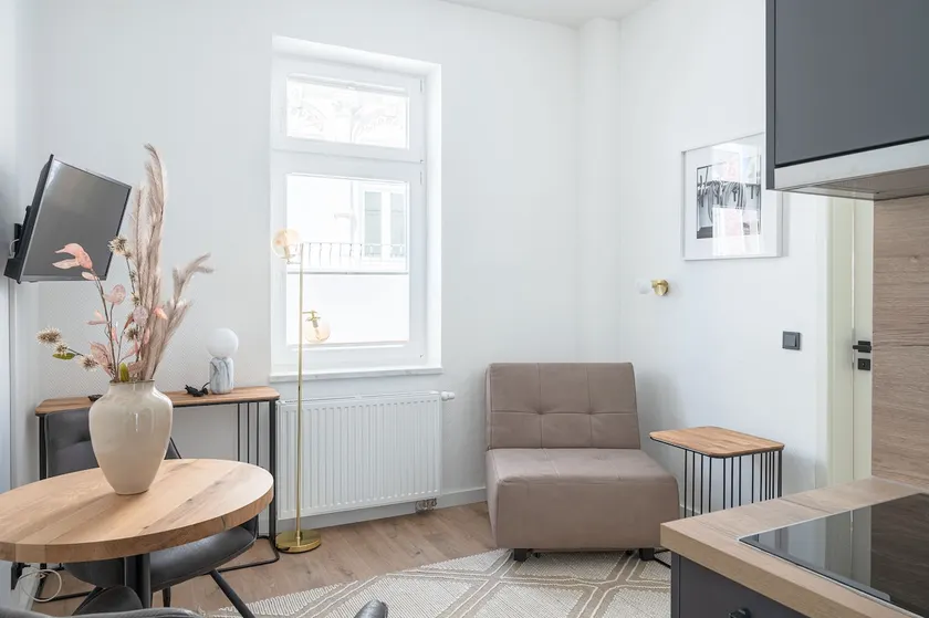 Johouse Apartment 08 - Image 1