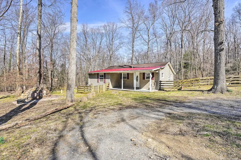 Charming Home with Yard Near Shenandoah River! - Image 1