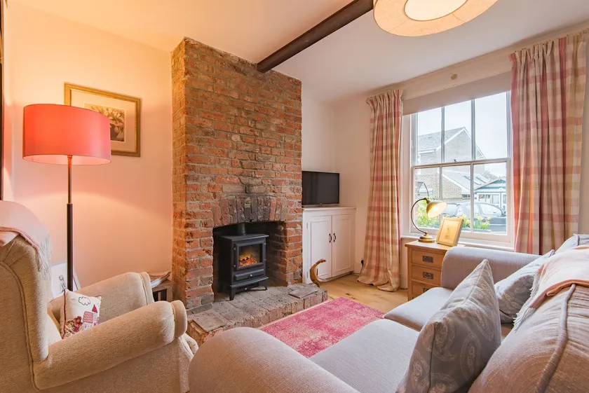 Bunny Cottage - Special long stay rate available - Image 1