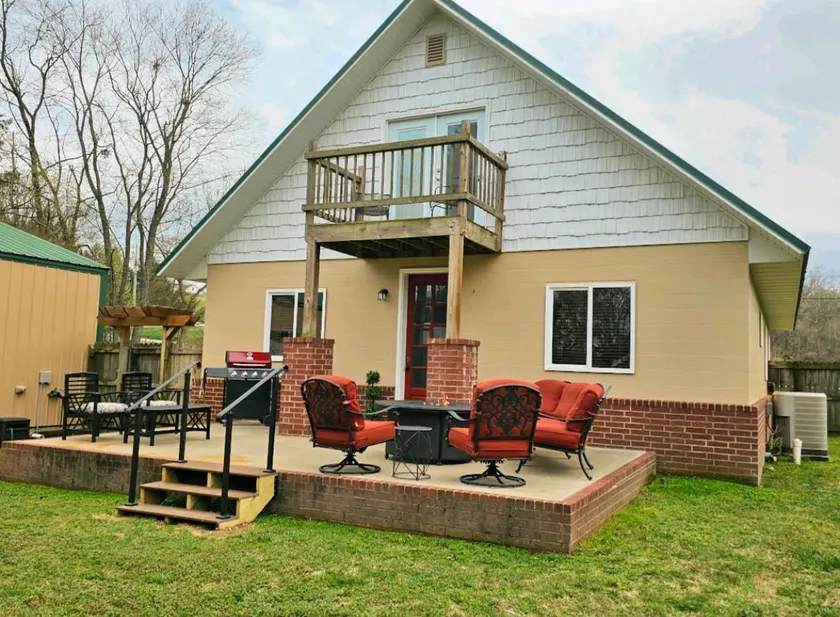 Beaver Lake House: Walk to Marina - Image 1