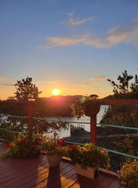 Hatchet Harbour Vacation Home - Image 1