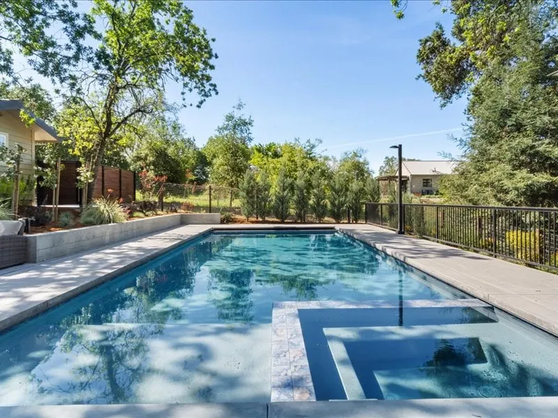 Healdsburg Luxe Reserve for 8, pool, spa, firepit - Image 1