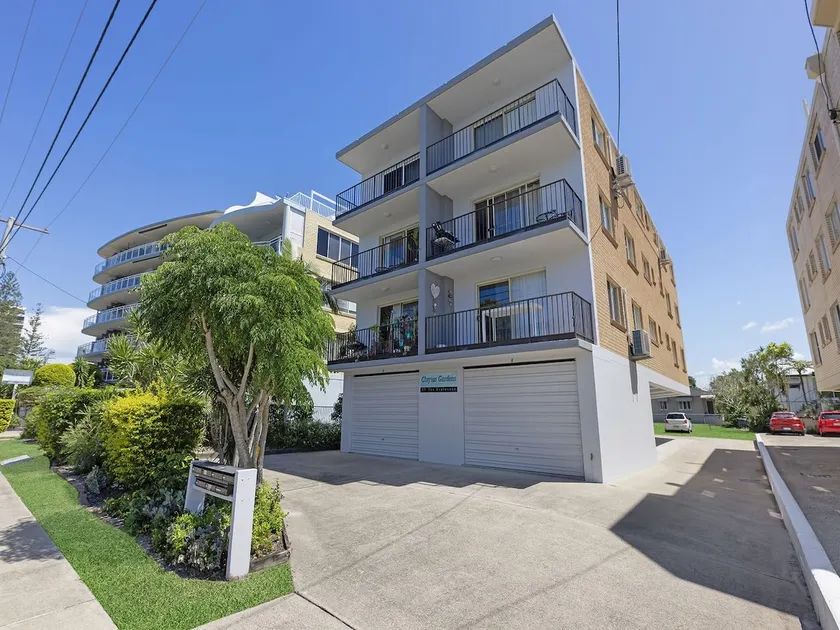 Clayton Garden Unit 5 Golden Beach - Image 1