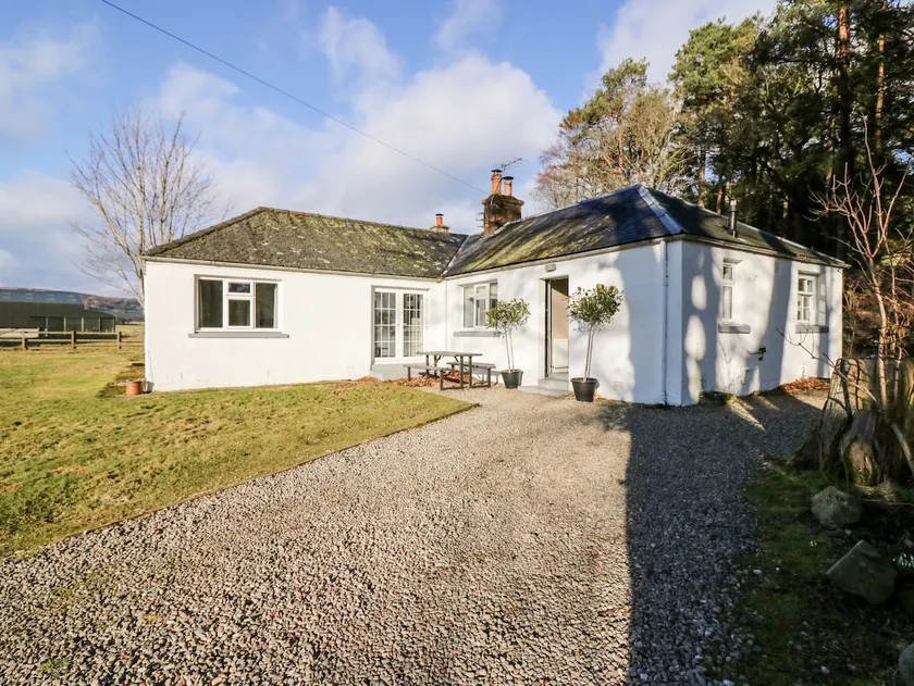 White Hillocks Cottage - Image 1