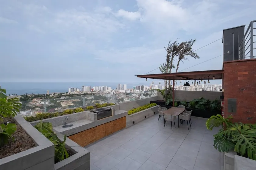 iH*| Bright 2BR w/ View & Parking near San Isidro - Image 1