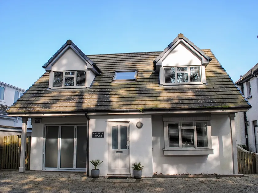 Raleigh House - Image 1
