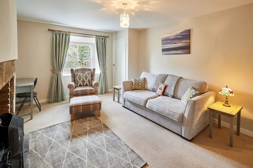 Host & Stay - Melody's Cottage - Image 1