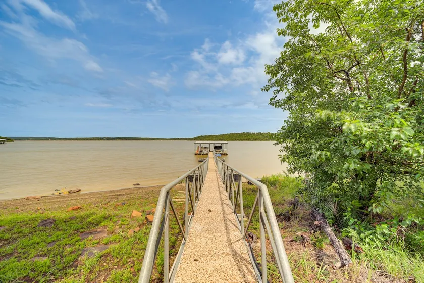 Lakefront Eufaula Vacation Rental w/ Private Dock - Image 1