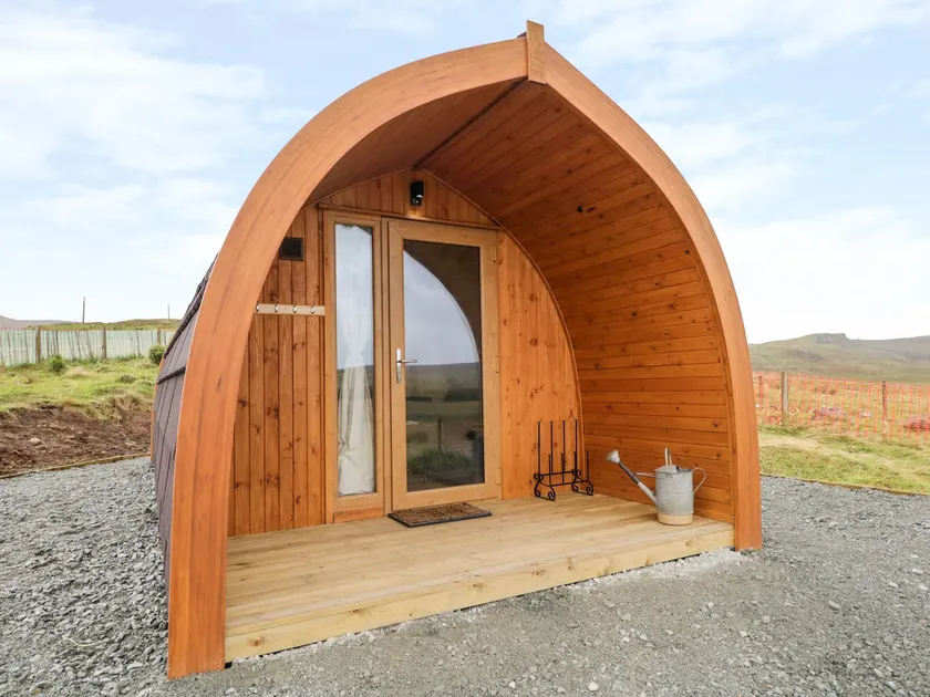 Garraidh Ghorm Pod - Image 1