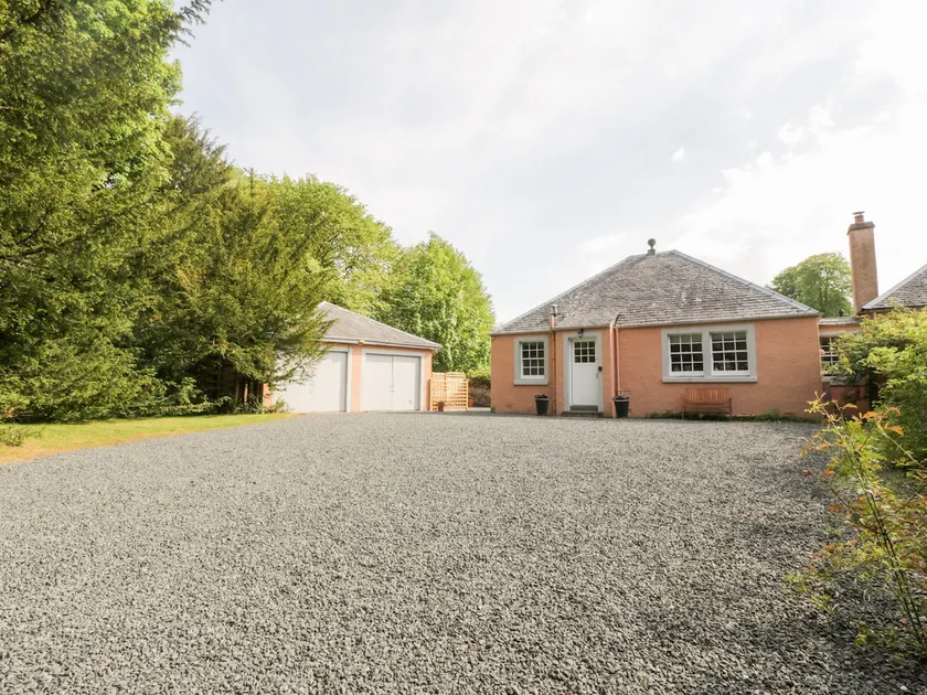 Maisie's Cottage - Image 1