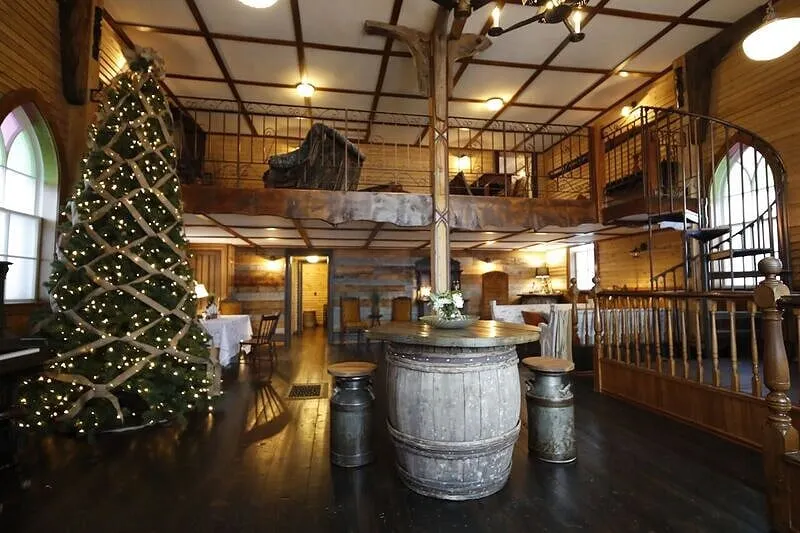 Jones Brook Chalet | BBQ, Wi-Fi, Fireplace, Smart TV - Image 1