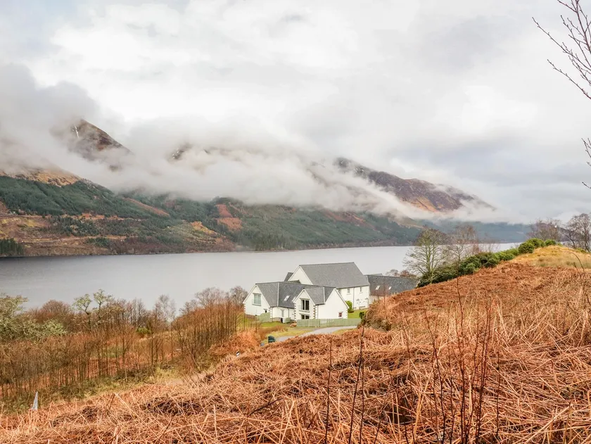 Lochy Lookout - Image 1