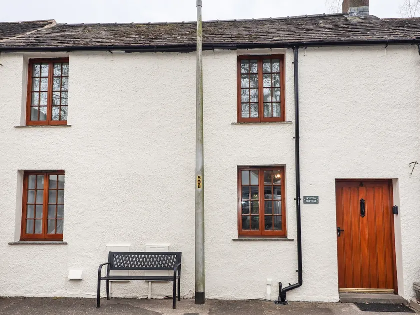 Fryston Cottage - Image 1