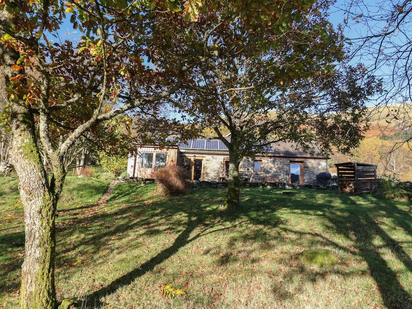 Puidrac Cottage - Image 1