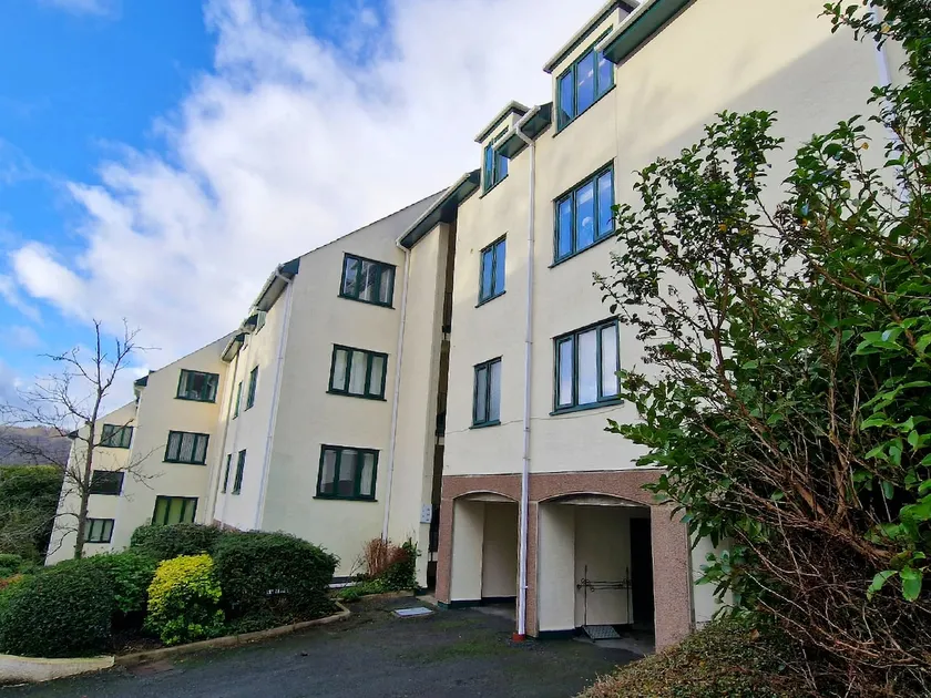 Bowness Hideaway - Image 1