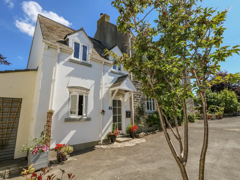 The Little Cottage - Image 1