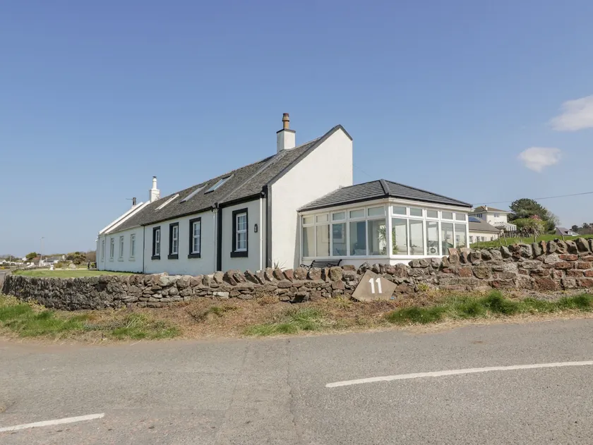 Ailsa Shores - Image 1