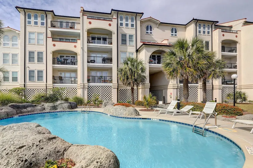 Villa Capriani Condo w/ Direct Beach Access! - Image 1