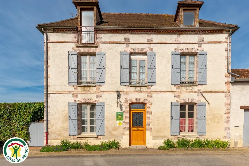 Bois Joly - Image 1