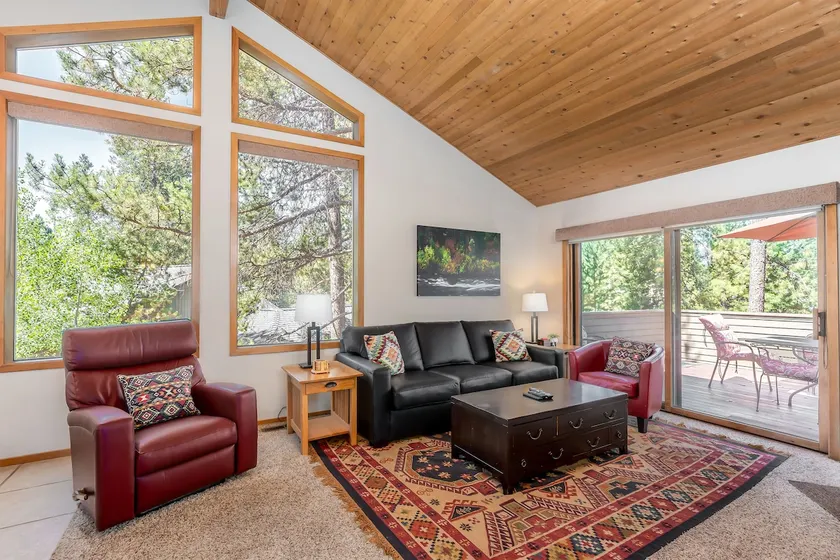 SHAG21 - Spacious, Dog Friendly, Hot Tub, AC, Cornhole - Image 1