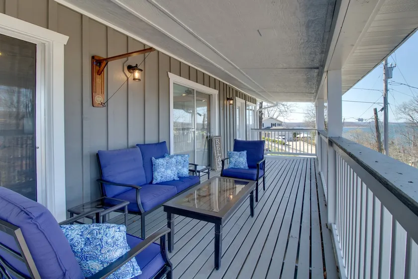 Beautiful Lakeview Home: Near Bull Shoals Lake! - Image 1