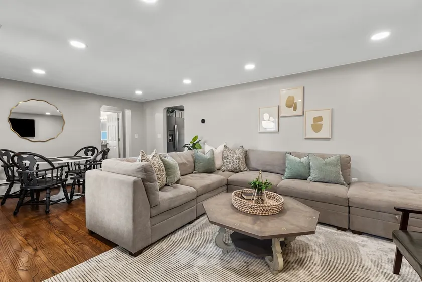 New! Peaceful & Relaxing 2BR Flat, Top Location - Image 1