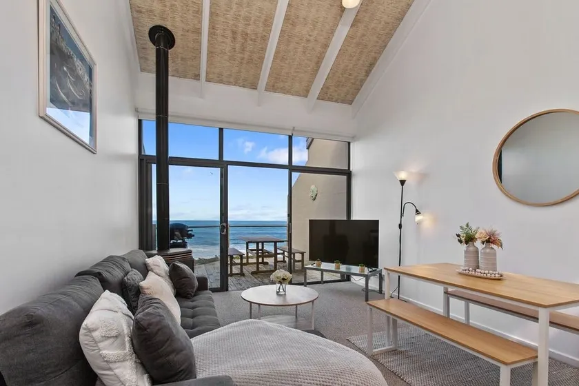 9 Whitecrest Great Ocean Road Resort - Ocean View - Image 1