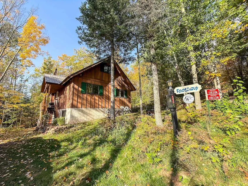 Rendezvous Cabin @ Whitecap ~ Ensuite Sauna - Image 1
