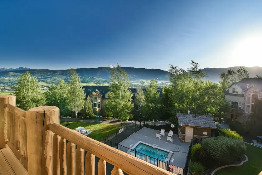Beautiful 2 BR Moose Hollow Condo next to Hot Tub - Image 1