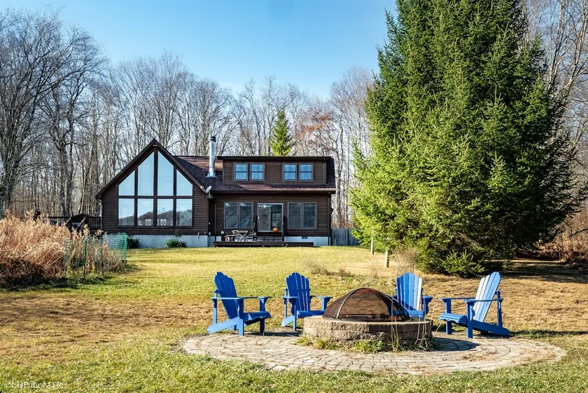 Alpen View - Lake Front, Dog Enclosure, Fire Pit - Image 1