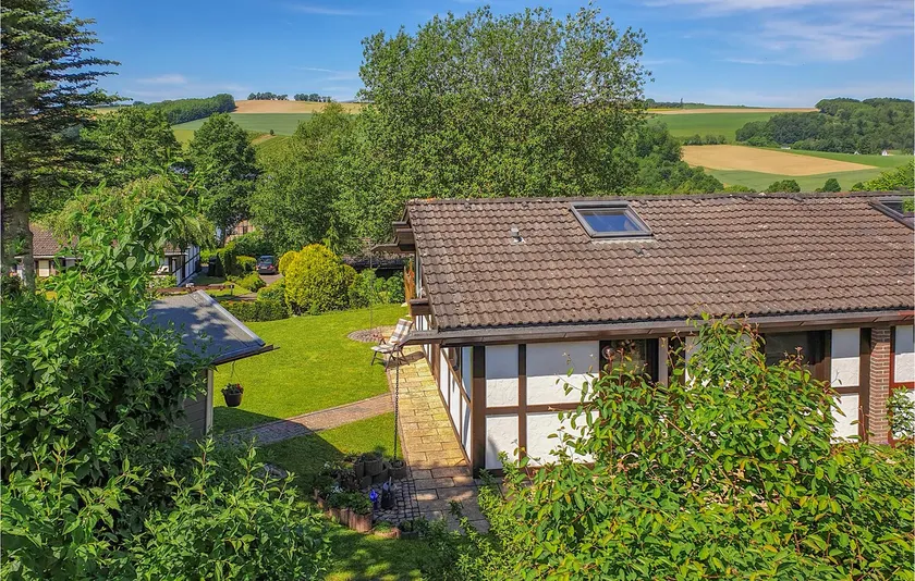 Awesome home in Meschede with WiFi - Image 1