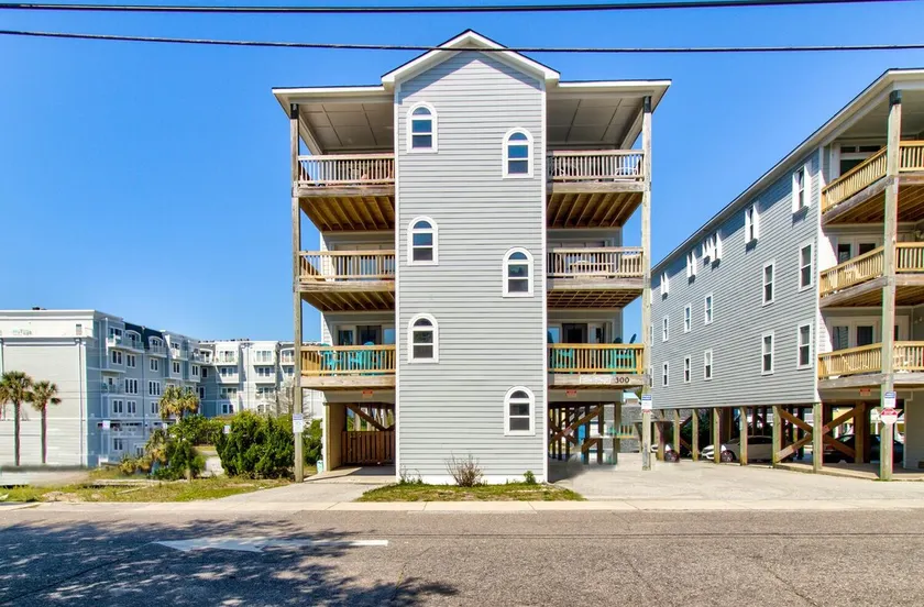 🌊 Sea Drift 200-Breezy: Oceanview, Walk to the Beach 🌊 - Image 1