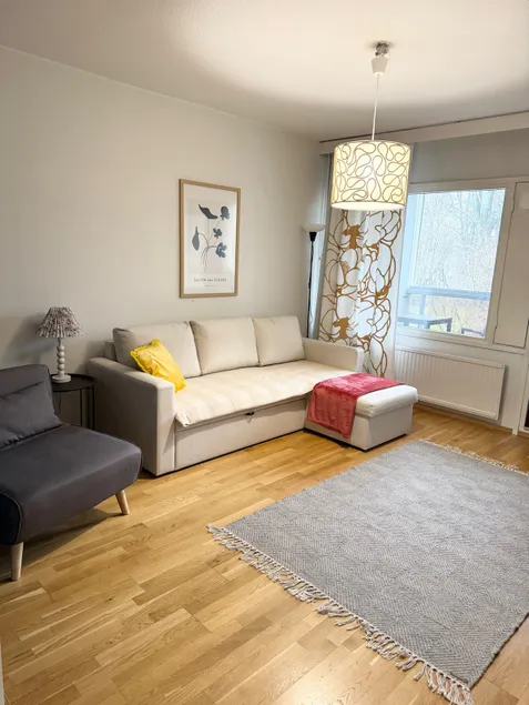 Top hideaway in Helsinki with own parking - Image 1