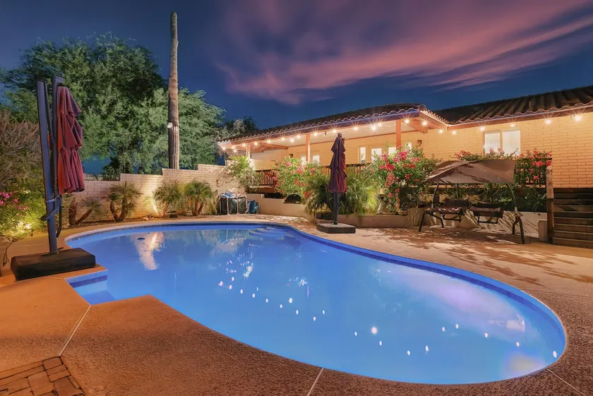 Spectacular Views! Heated Pool. Game Room. Private. Spacious. - Image 1